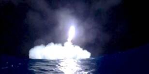 Galactic Glow: SpaceX’s Dazzling Nighttime Splashdown Test Flight Unveiled (Watch Now!)