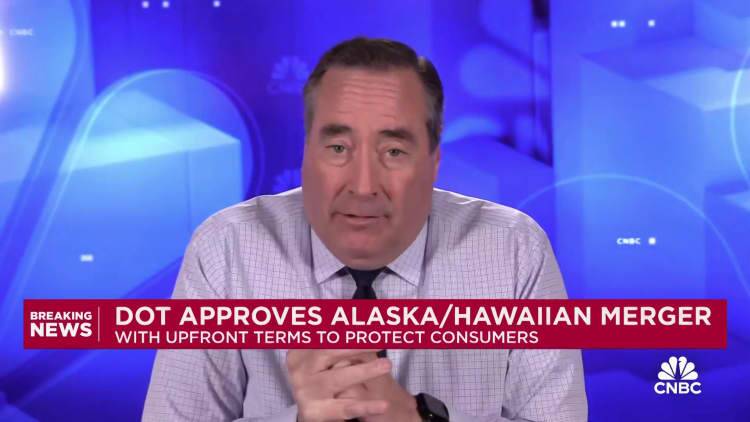 Alaska-Hawaiian merger ‍clears‍ DOT review, but with upfront terms ⁣to protect consumers